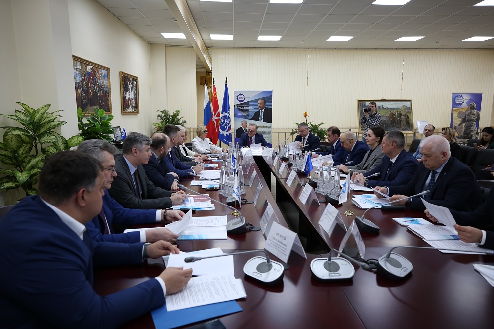 Подготовку кадров для ОПК обсудили на заседании совета Тульского РО Союза машиностроителей России