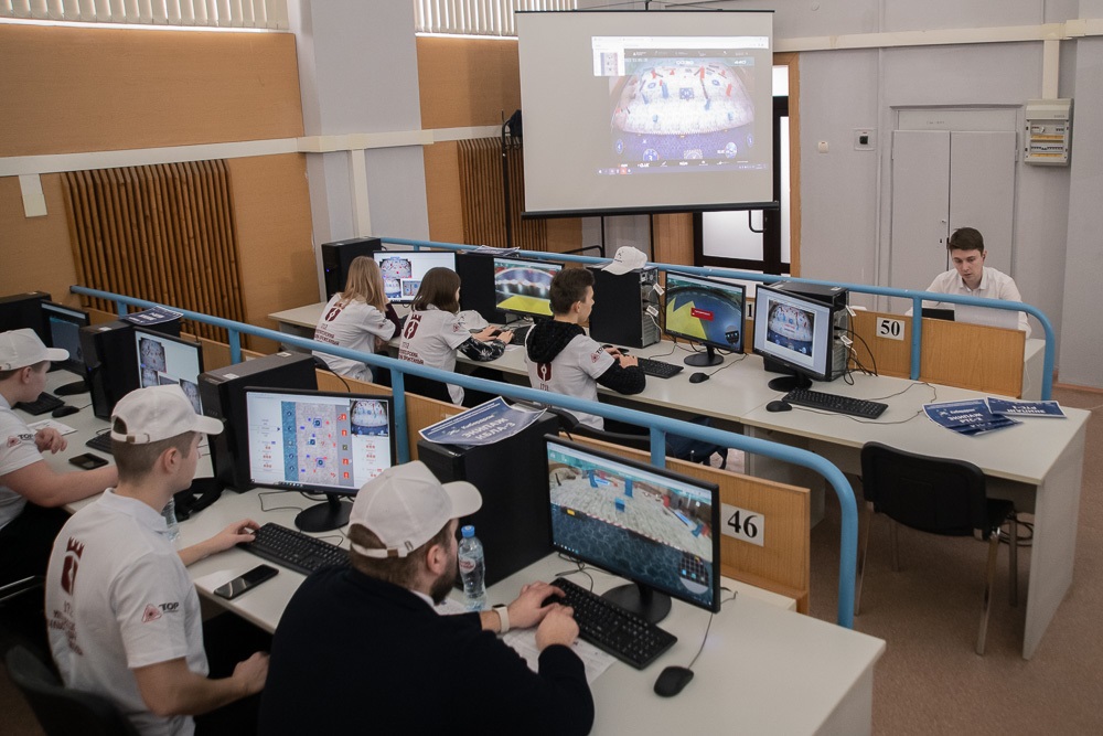Тульские операторы БПЛА участвуют в Кибердроме-2023  