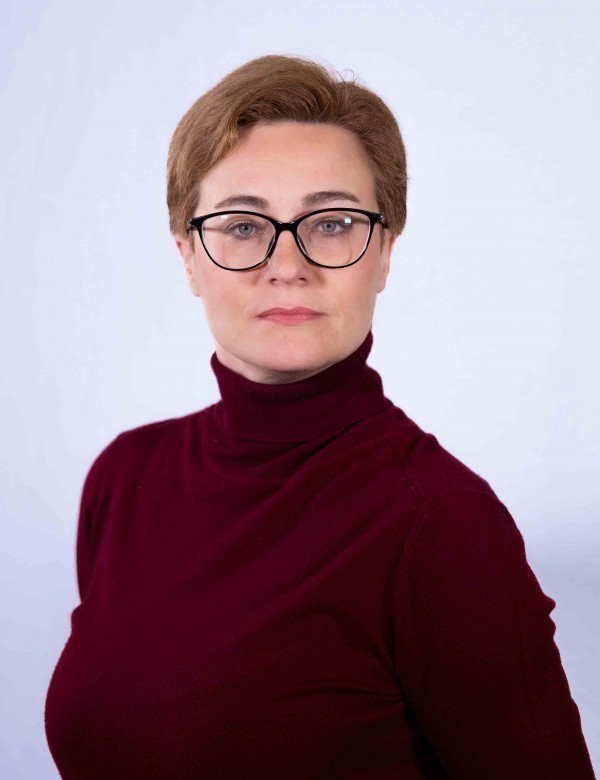 Поникарова Ольга Владимировна