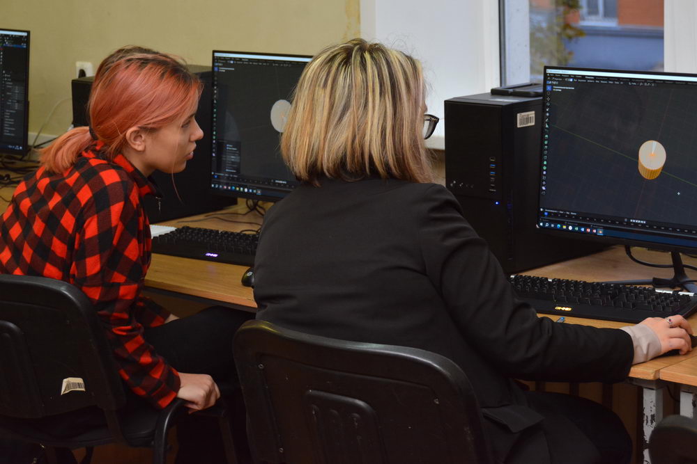 Schoolchildren master VR and AR-technologies at Tula State University