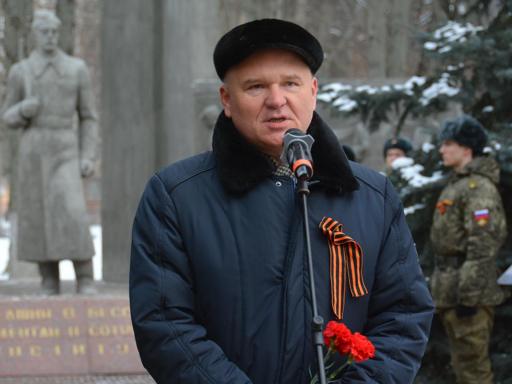 В честь наших защитников