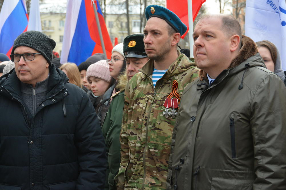 В честь наших защитников