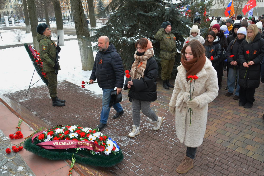 В честь наших защитников