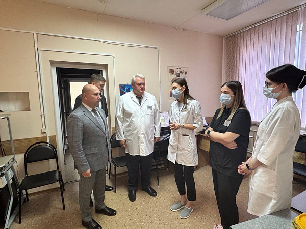Студенты-медики ТулГУ на практике в детской больнице