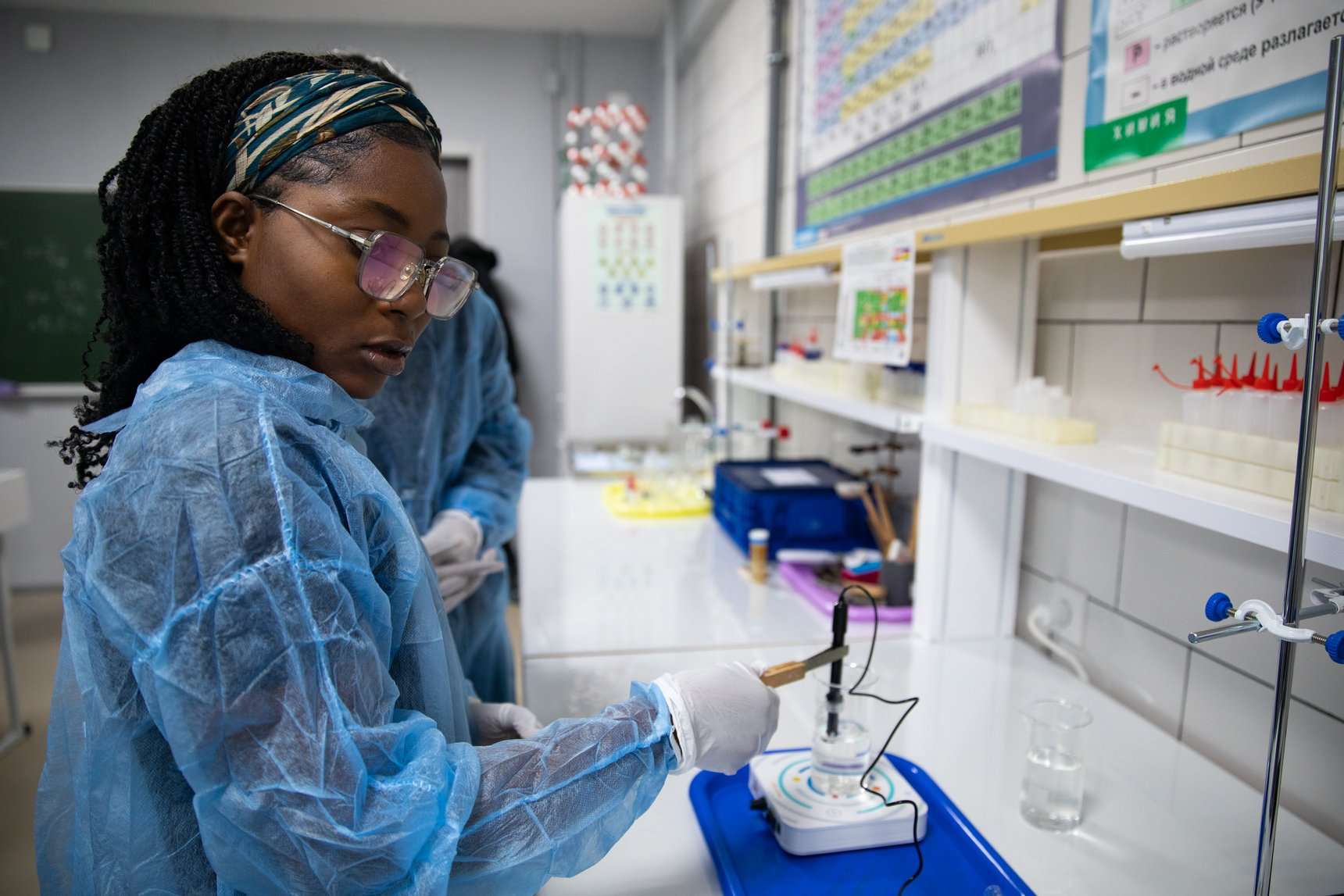 Using Digital Technologies in Training International Students