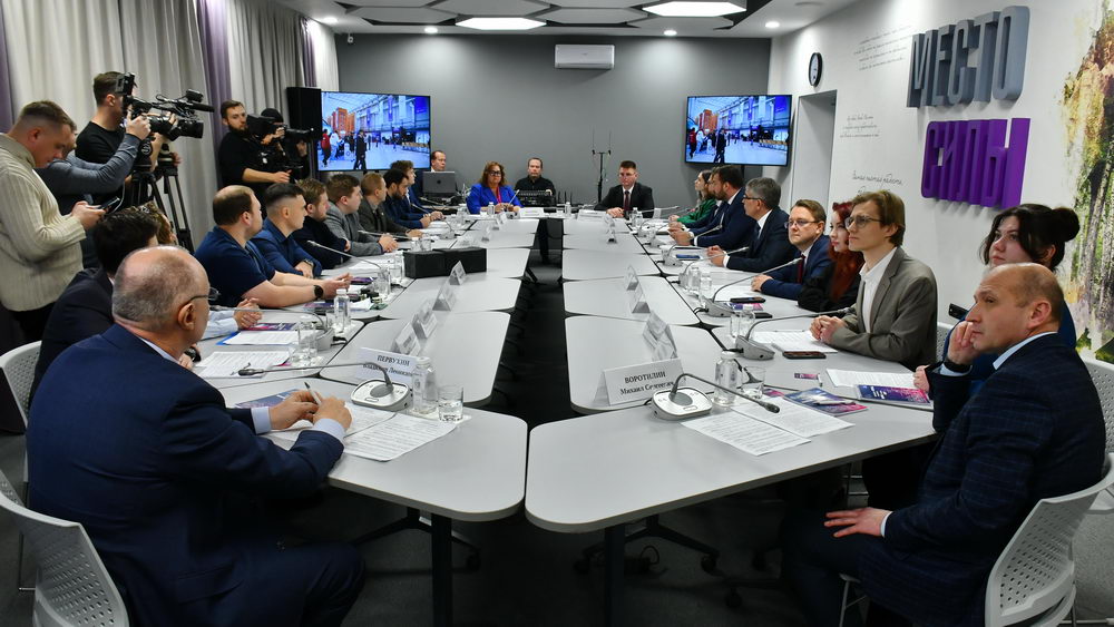 Молодые ученые ТулГУ встретились с Губернатором Дмитрием Миляевым