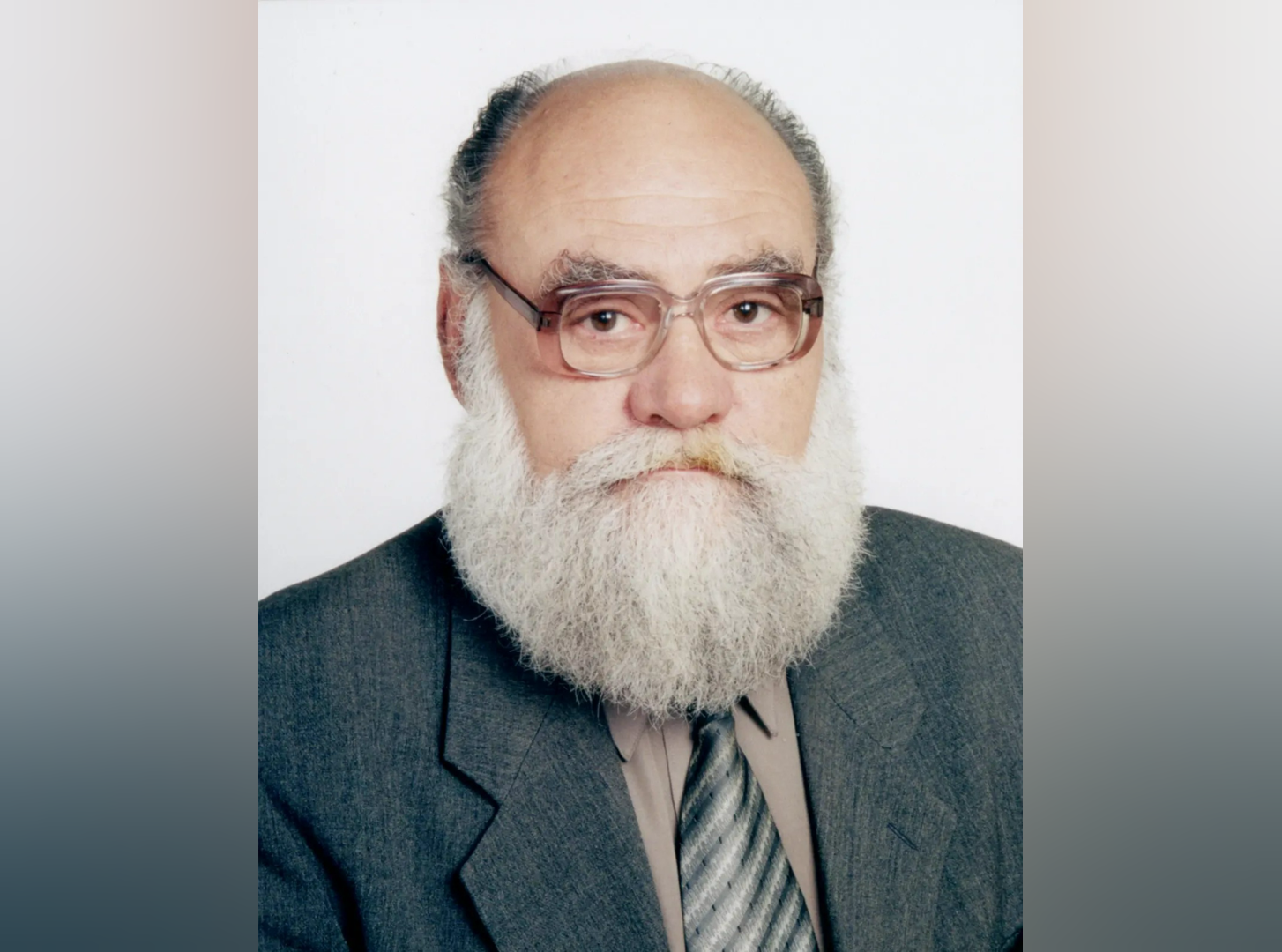 Памяти Евгения Николаевича Валикова