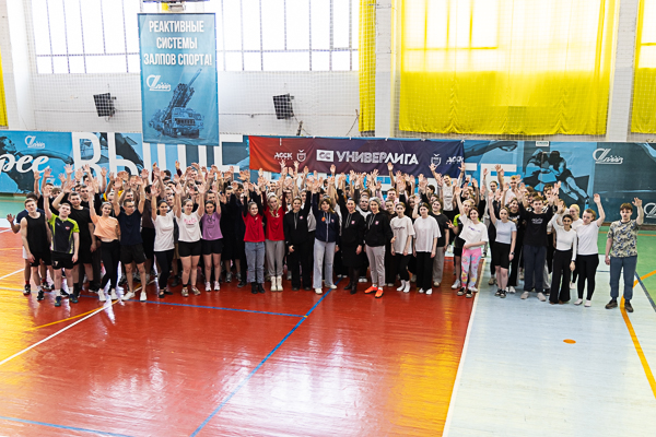 Отмечаем День воссоединения Крыма с Россией «Зарядкой со спортсменами»